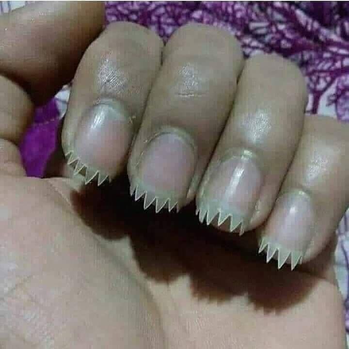 Kelakuan nyeleneh orang-orang ini dalam merawat kuku bikin tepuk jidat